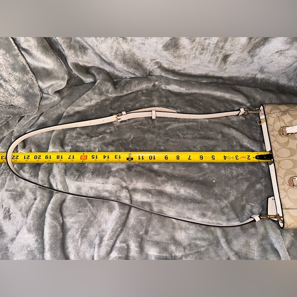 NWOT Coach Alice Satchel in Signature Canvas Gold/Light Khaki Chalk CA613 - Picture 13 of 16